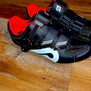 Peloton cycle shoes